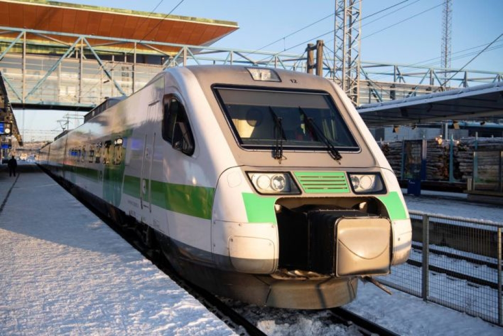 Nopeat junayhteydet Helsingin ja maakuntakeskusten välillä auttavat pitämään maakuntia elinvoimaisina.