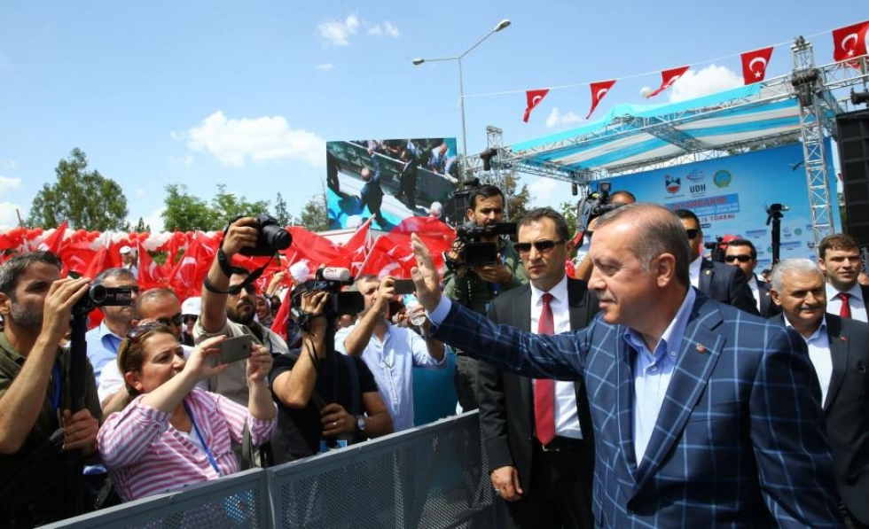 Erdogan syyttää EU:ta muslimienemmistöisen Turkin syrjinnästä. LEHTIKUVA/AFP