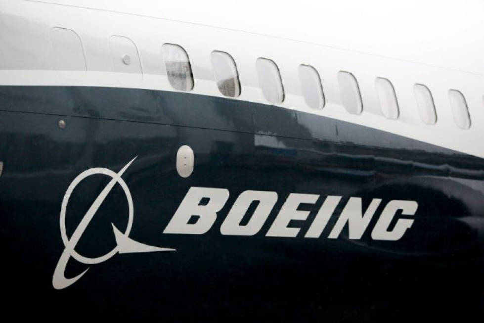 Pariisista lähtenyt ASL Airlines -yhtiön Boeing 737 -kone oli matkalla Kittilään.  LEHTIKUVA/AFP