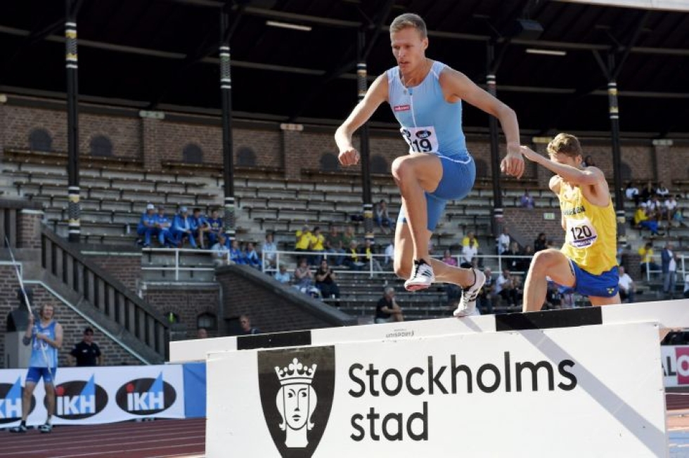 Topi Raitanen kisasi miesten 3 000 metrin esteissä. LEHTIKUVA / EMMI KORHONEN