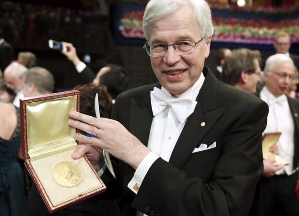 Bengt Holmström palkittiin talouden Nobelilla kolme vuotta sitten. Lehtikuva / Jussi Nukari