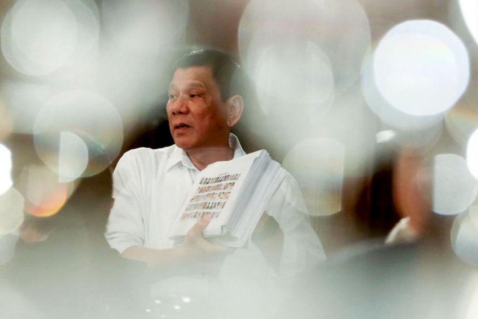 Filippiiniläispäättäjät vaativat Rodrigo Dutertea menemään perusteelliseen lääkärintarkastukseen ja julkistamaan sen tulokset. Lehtikuva/AFP
