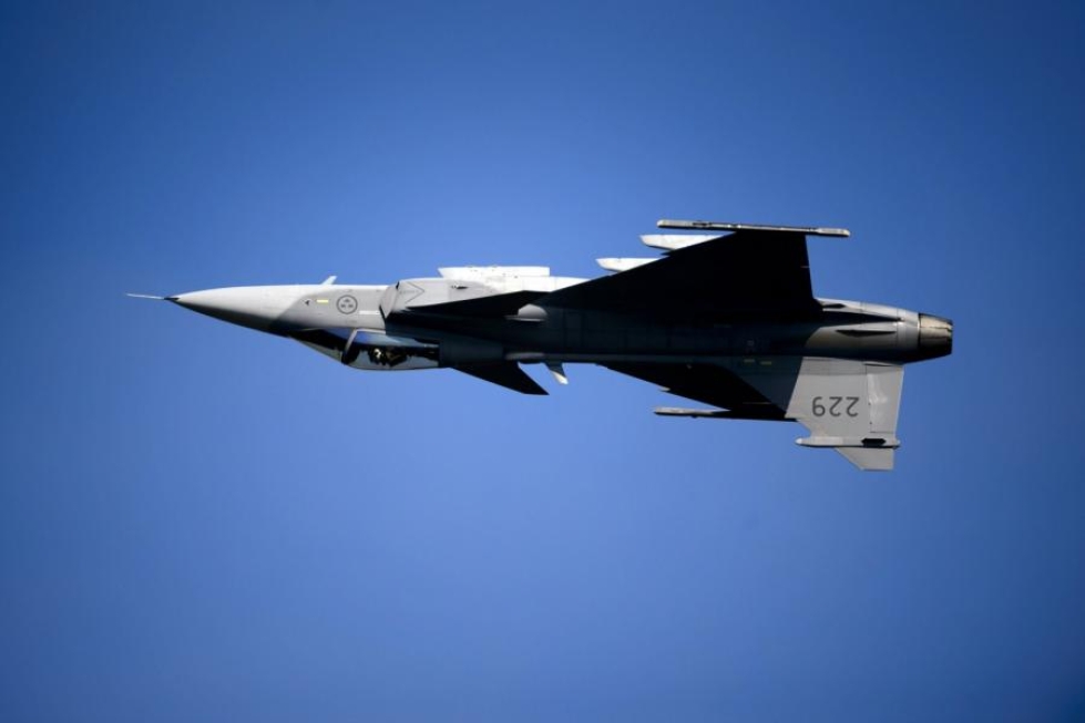 TV4:n mukaan vain joka neljäs ilmavoimien Jas-hävittäjä on jatkuvassa lentovalmiudessa huolto-ongelmien vuoksi. LEHTIKUVA/AFP
