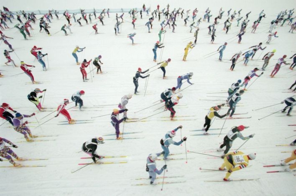 Näin sivakoitiin Finlandia-hiihdossa Lahdessa helmikuussa 1997. Lehtikuva / Sari Gustafsson