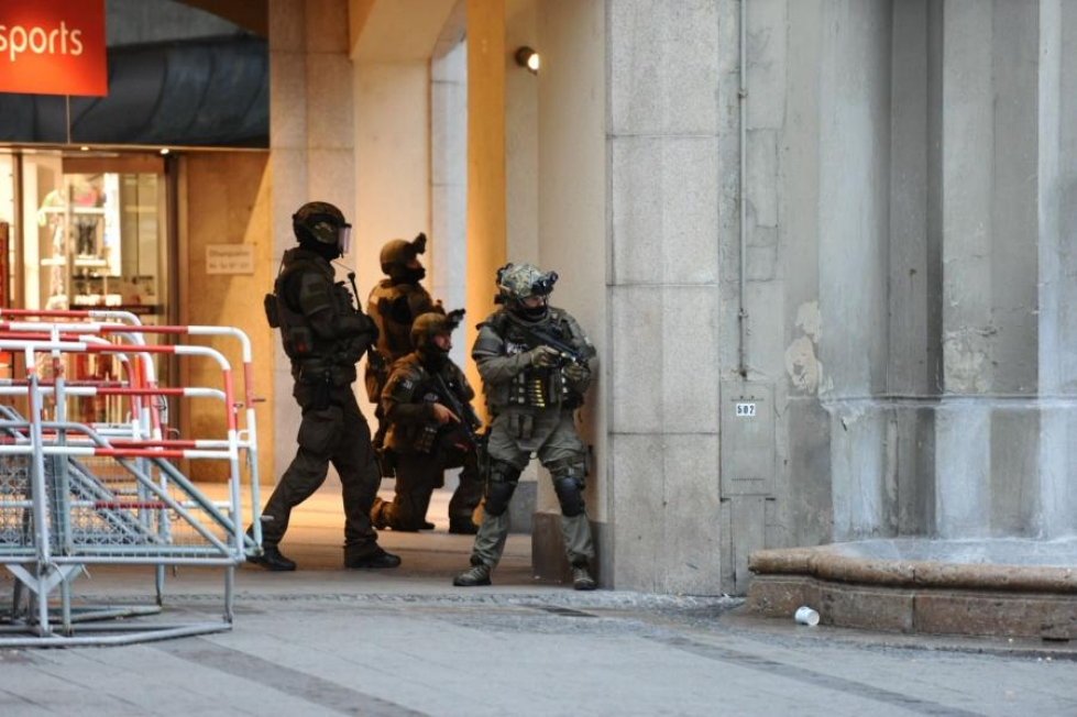 Poliisi aloitti illalla suuroperaation Münchenissä. LEHTIKUVA/AFP