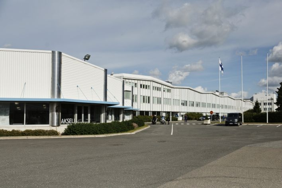 Valmet Automotiven autotehdas Uudessakaupungissa. LEHTIKUVA / RONI REKOMAA
