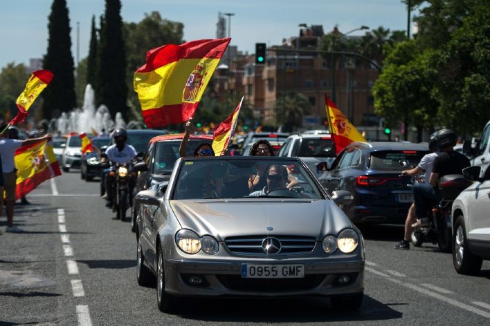 Lauantaina laitaoikeistolainen Vox-puolue järjesti automielenosoituksia useissa Espanjan kaupungeissa. LEHTIKUVA/AFP