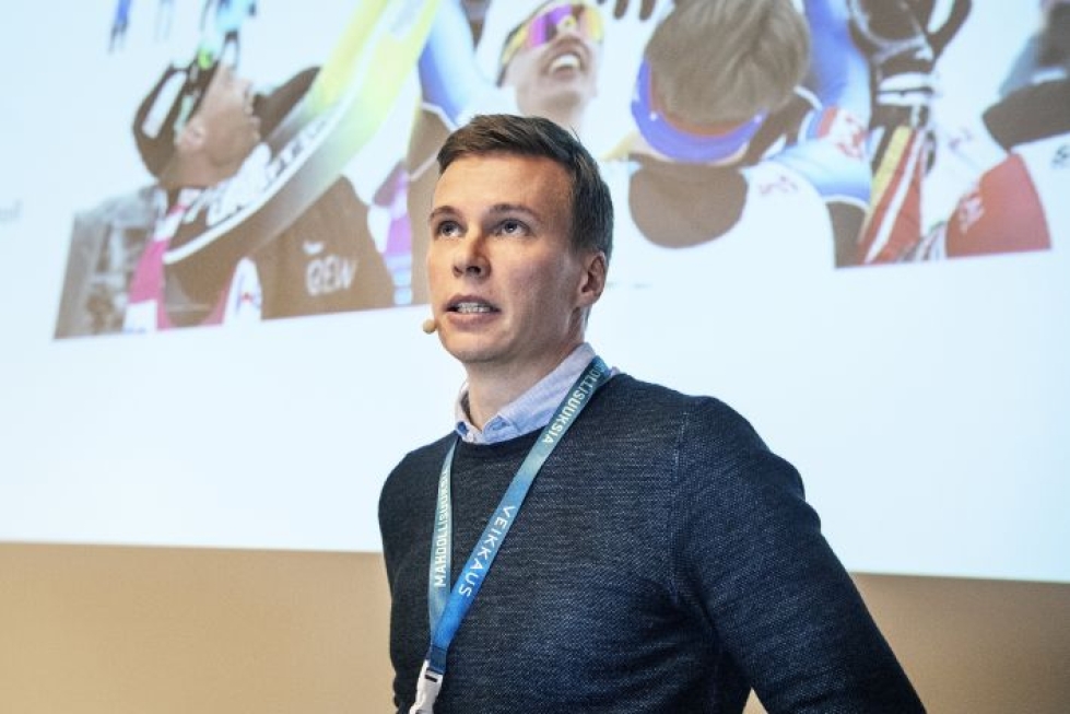 Matti Heikkinen kertoi hiihtourastaan maanantaina Jyväskylässä.