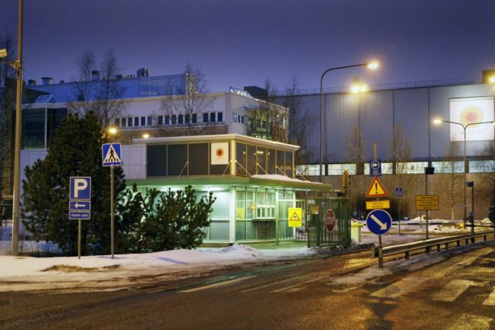 Stora Enson Oulun-tehtaan portti maaliskuussa. LEHTIKUVA / MARKKU RUOTTINEN
