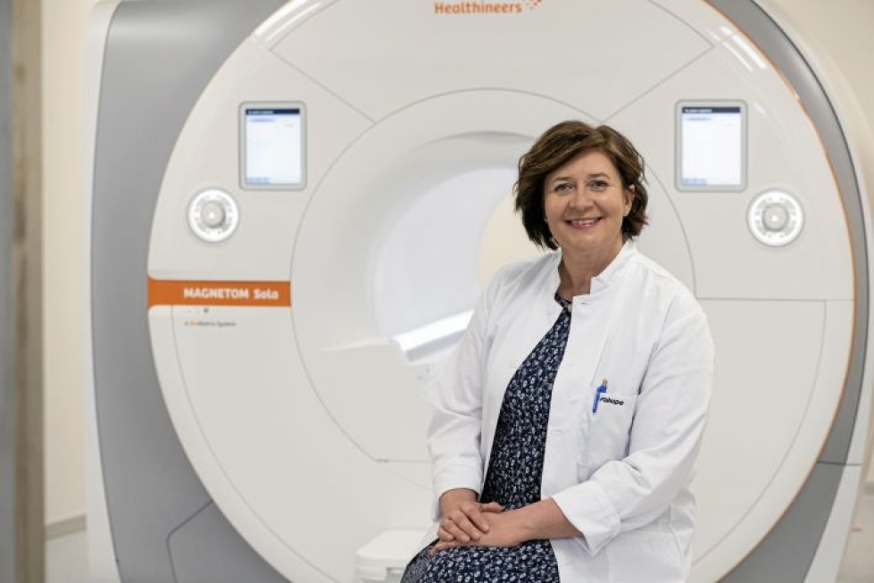 Kardiologi, dosentti Marja Hedman aloittaa sydänkirurgisen tutkimuksen professorina kesäkuussa.