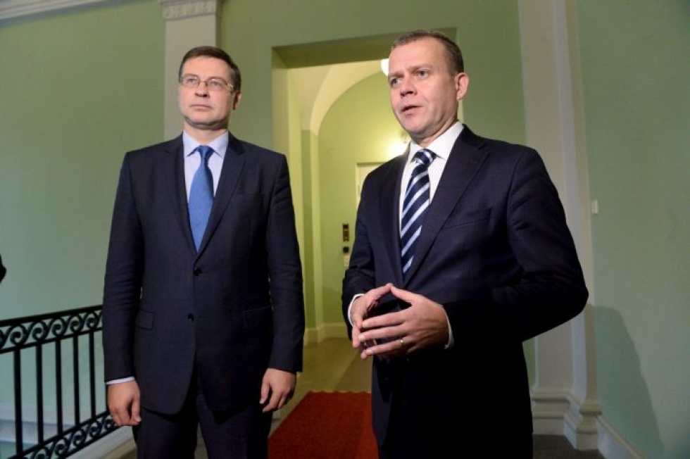 EU-komission varapuheenjohtaja Valdis Dombrovskis tapasi valtiovarainministeri Petteri Orpon (kok.) perjantaina Helsingissä.  LEHTIKUVA / Mikko Stig