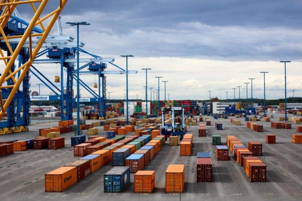 Lisääntyvä protektionismi saattaa uhata tulevaisuudessa Suomen vientiteollisuutta. LEHTIKUVA / Anni Reenpää